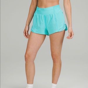 Lululemon high rise hotty hot short 2.5 inch inseam
